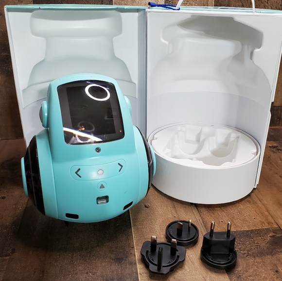 Miko 2 Robot Blue. Playful Learning STEM Robot - Picture 11 of 12